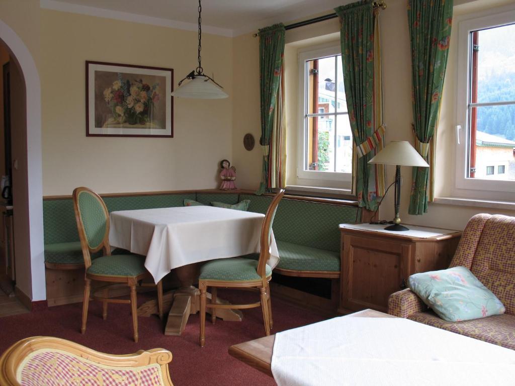 Triendlhof Hotel Zöblen Værelse billede