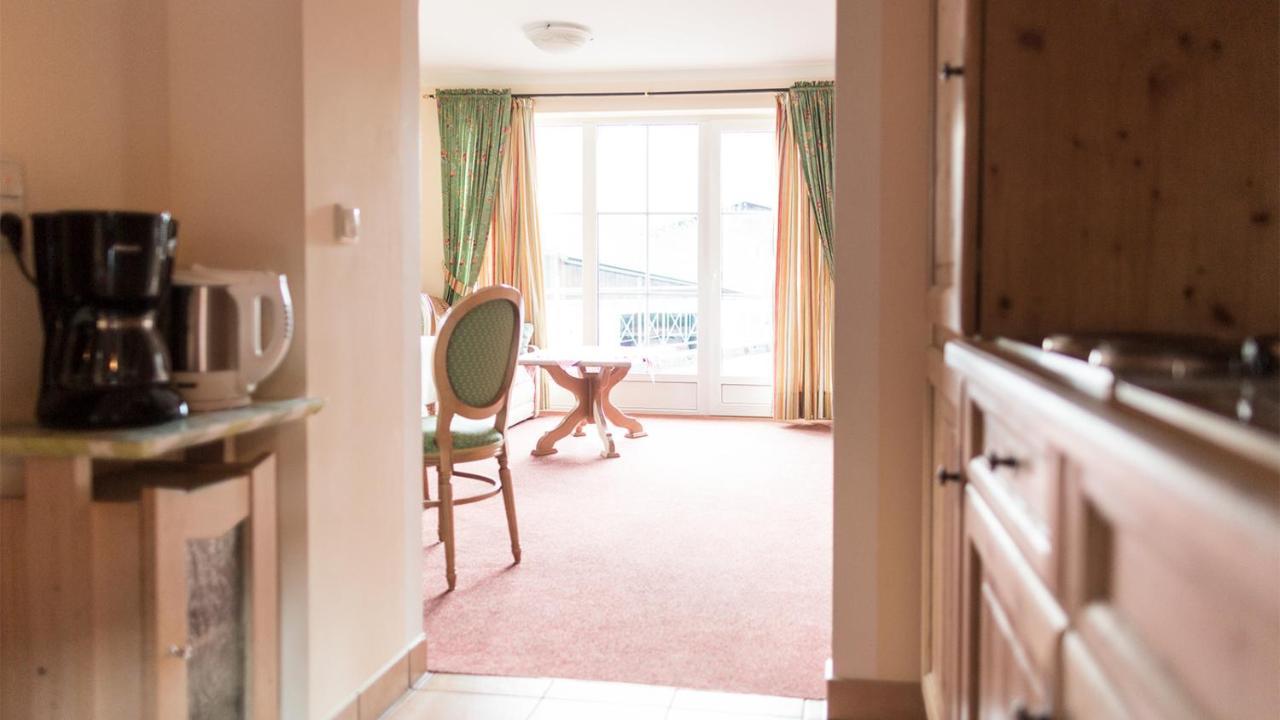 Triendlhof Hotel Zöblen Eksteriør billede